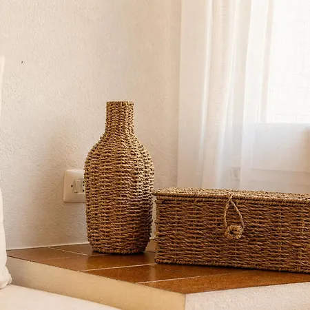 Milenial Immo - Casa En El Centro Junto A La Playa Del Alguer Cadaques