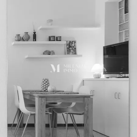 Milenial Immo - Casa En El Centro Junto A La Playa Del Alguer Cadaqués