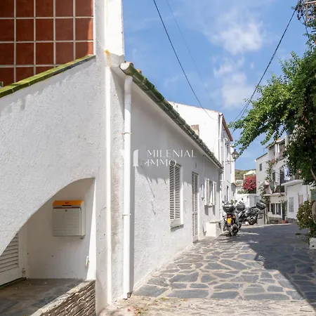 Milenial Immo - Casa En El Centro Junto A La Playa Del Alguer * Cadaques